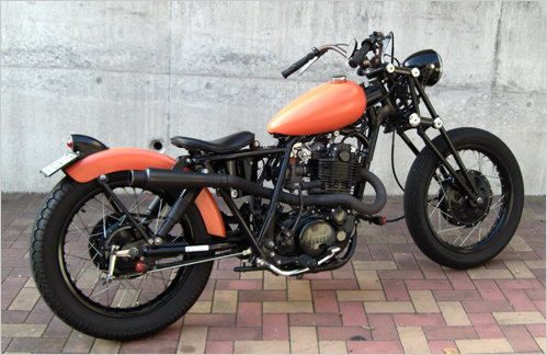 #04 SR400詳細写真