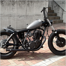 #12 SR500 サムネール写真