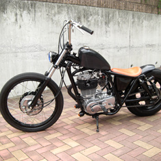 #15 SR400 サムネール写真