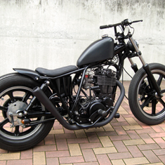 #16 SR500 サムネール写真