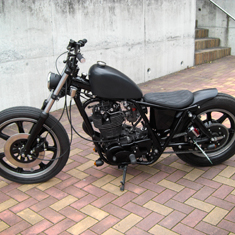 #16 SR500 サムネール写真