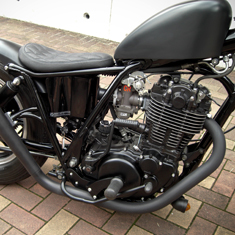 #16 SR500 サムネール写真