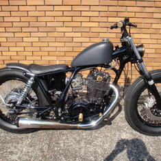 #21 SR400 サムネール写真