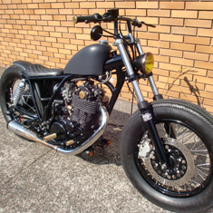 #21 SR400 サムネール写真