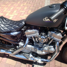 #25 SPORTSTER883 サムネール写真