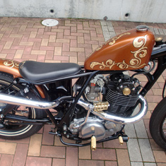 #27 SR500 サムネール写真