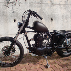 #28 TR250 サムネール写真