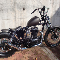 #28 TR250 サムネール写真