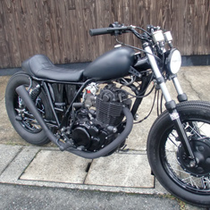 #30 SR400 サムネール写真