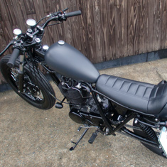 #30 SR400 サムネール写真