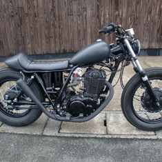 #30 SR400 サムネール写真